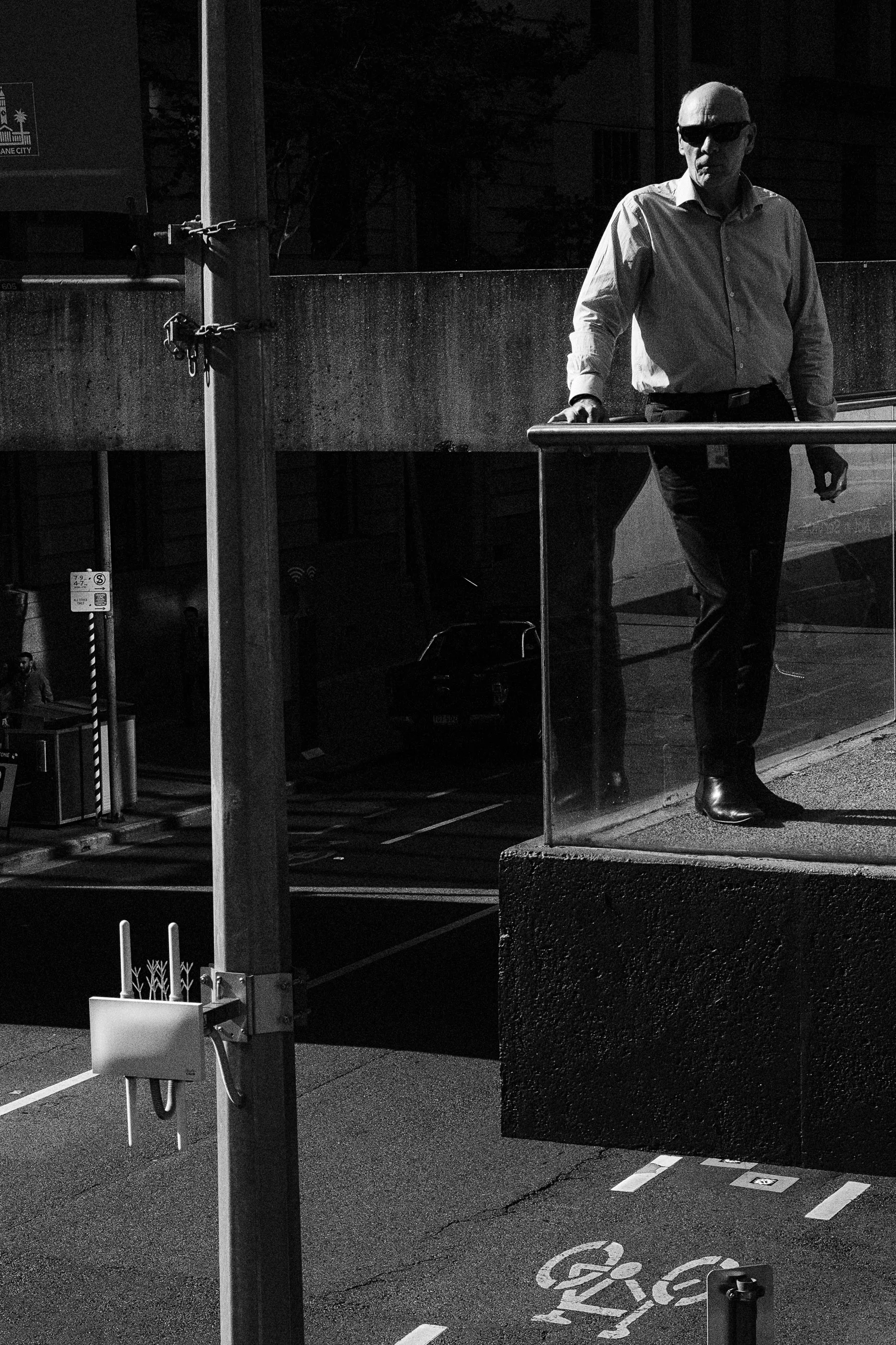 The Colour Leaves the Eye — frame 05